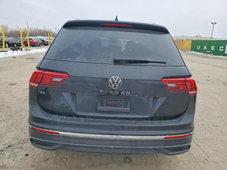 2024 VOLKSWAGEN TIGUAN SE  