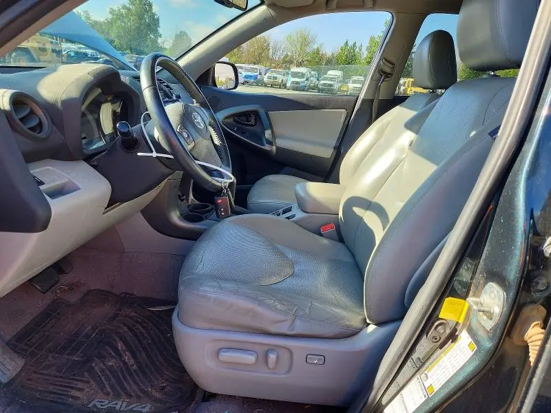 2011 TOYOTA RAV4 LIMITED  