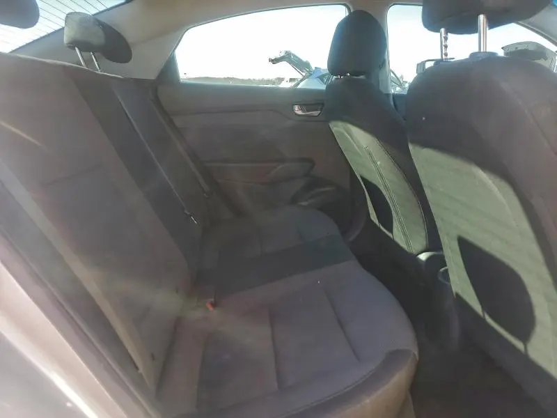 2018 HYUNDAI ACCENT SE  