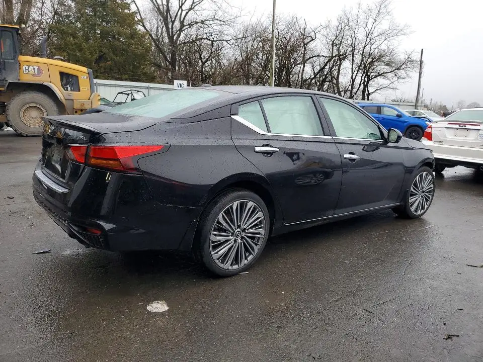 2023 NISSAN ALTIMA 2.5 SL  