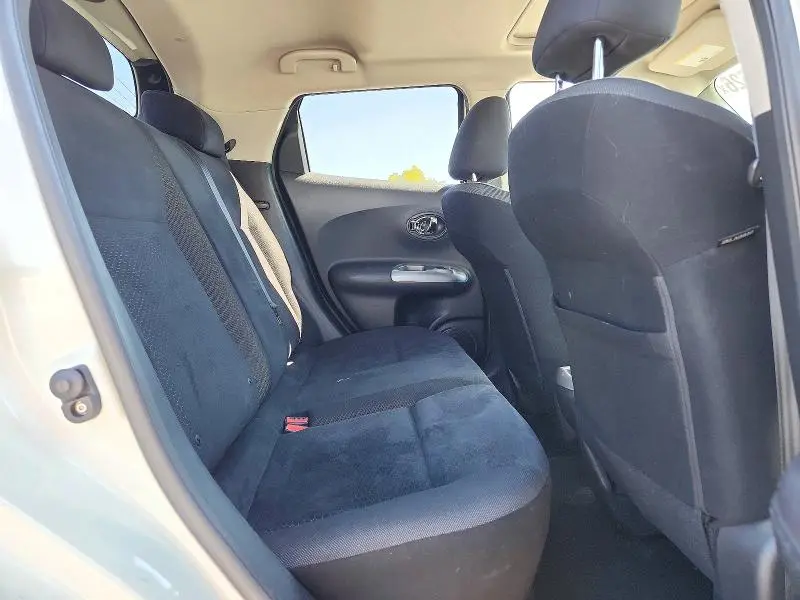 2011 NISSAN JUKE S  