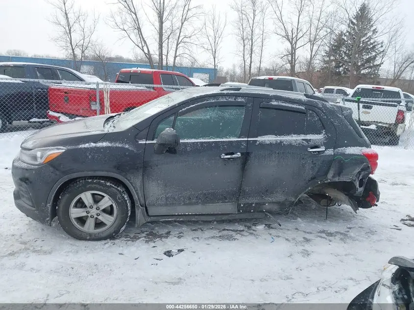 2020 CHEVROLET TRAX FWD LT
