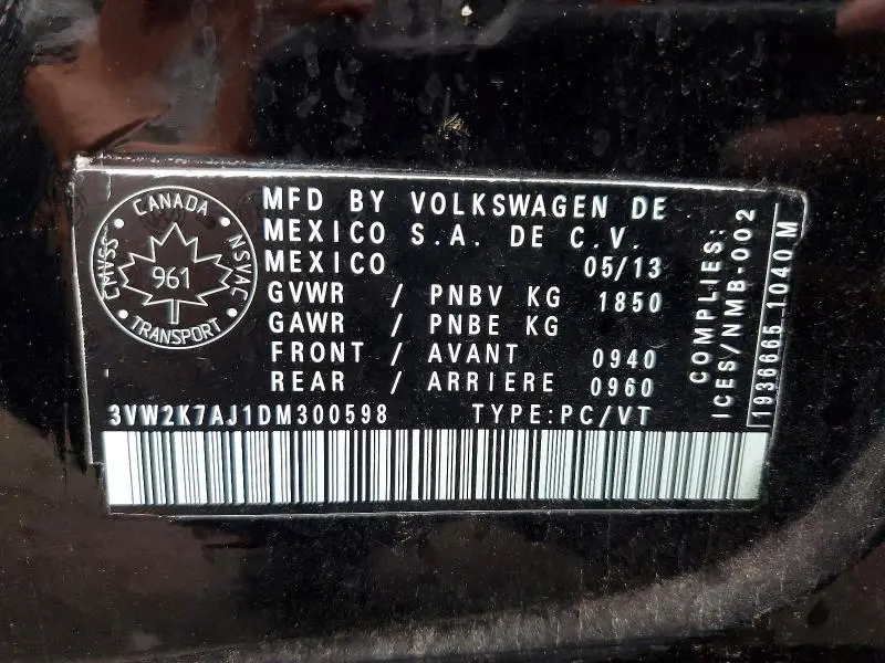 2013 VOLKSWAGEN JETTA   