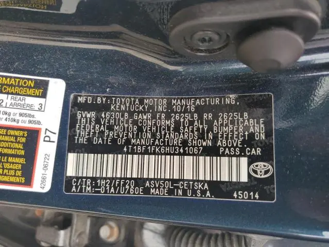 2017 TOYOTA CAMRY LE  
