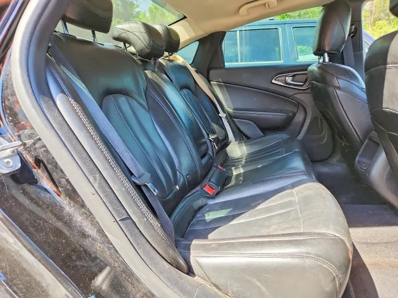 2017 CHRYSLER 200 LIMITED  