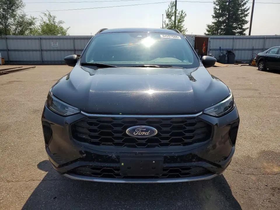 2024 FORD ESCAPE ST LINE  