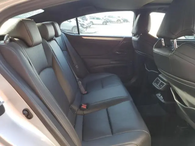 2019 LEXUS ES 350  