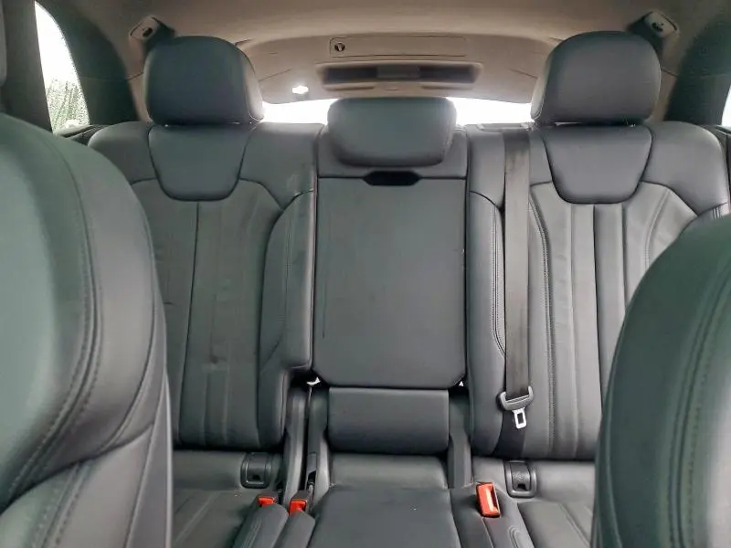 2020 AUDI Q5 TITANIUM PREMIUM PLUS  