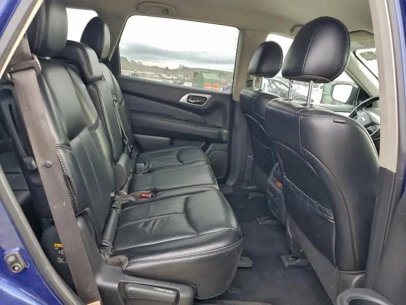 2020 NISSAN PATHFINDER SL  