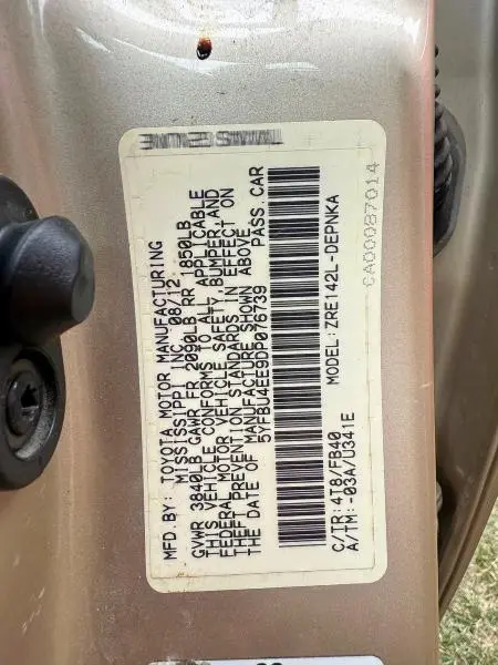 2013 TOYOTA COROLLA BASE  