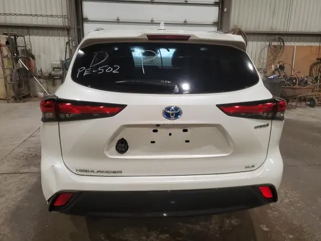 2021 TOYOTA HIGHLANDER HYBRID XLE  