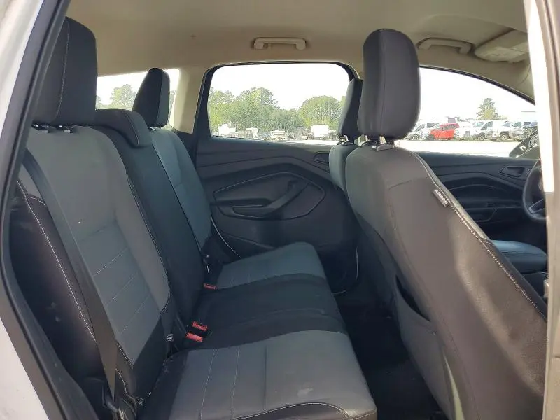 2019 FORD ESCAPE S  
