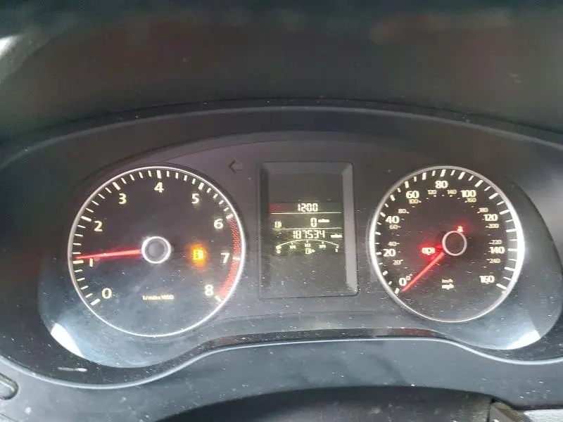 2012 VOLKSWAGEN JETTA SEL  