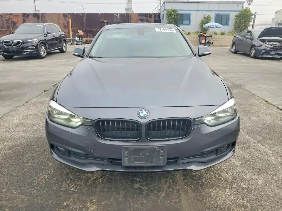 2017 BMW 320   