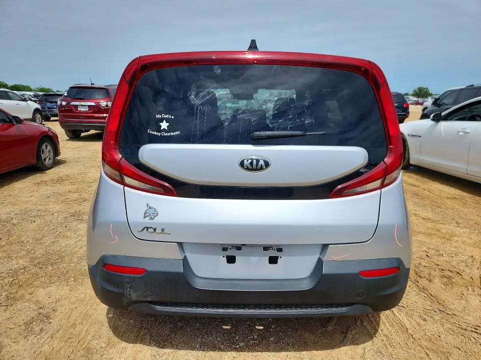 2020 KIA SOUL LX  
