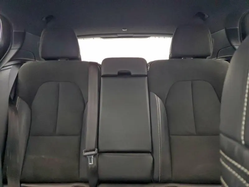 2019 VOLVO XC40 T5 R-DESIGN  