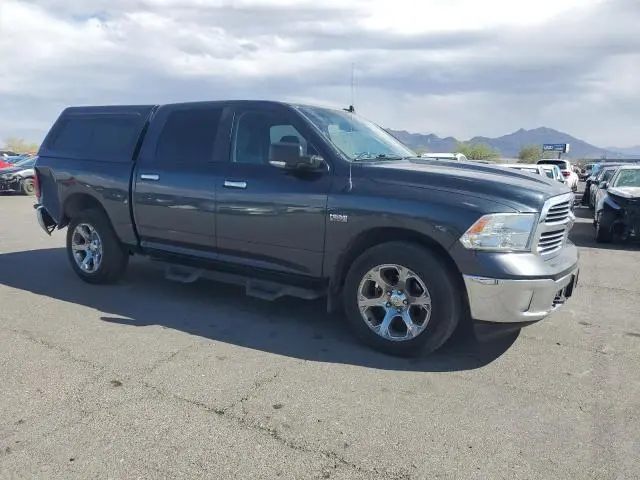 2015 RAM 1500 SLT  