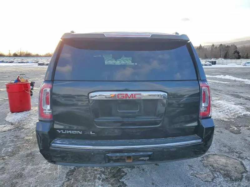 2016 GMC YUKON XL DENALI  