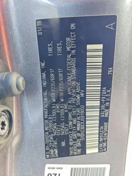 2018 TOYOTA SIENNA XLE 8-PASSENGER  