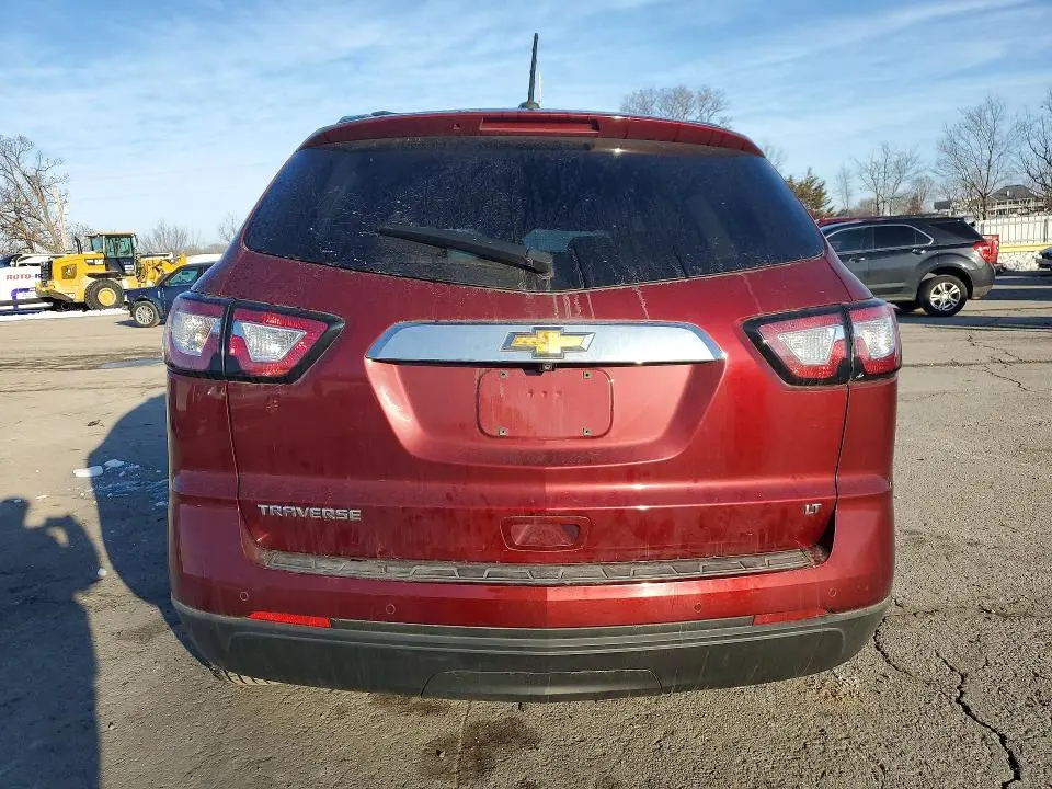 2017 CHEVROLET TRAVERSE LT  