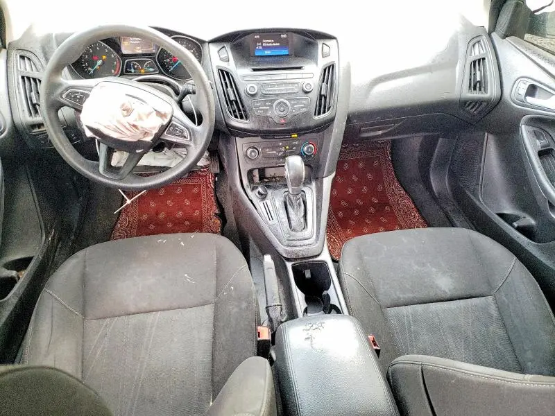 2017 FORD FOCUS SE  