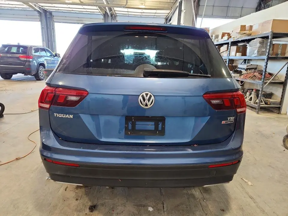 2018 VOLKSWAGEN TIGUAN S  