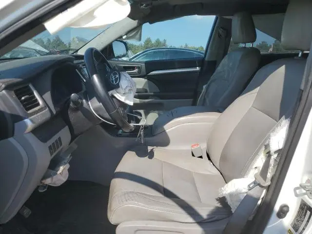 2016 TOYOTA HIGHLANDER XLE  