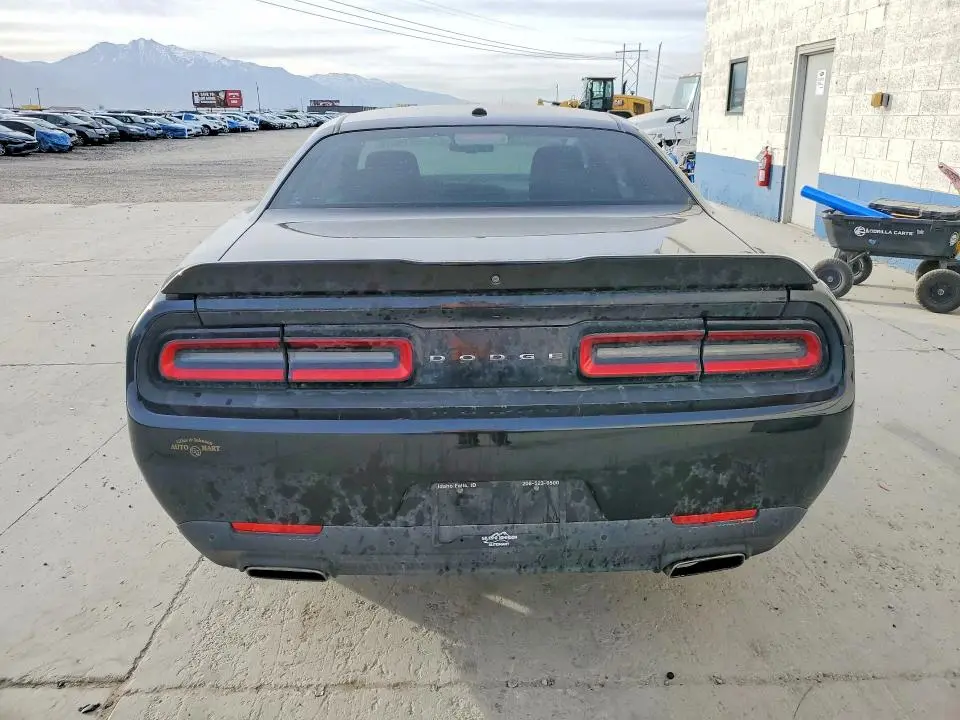 2018 DODGE CHALLENGER SXT  