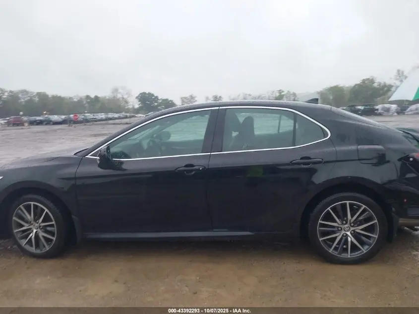 2023 TOYOTA CAMRY XLE HYBRID