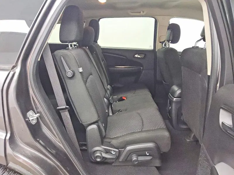 2020 DODGE JOURNEY SE  
