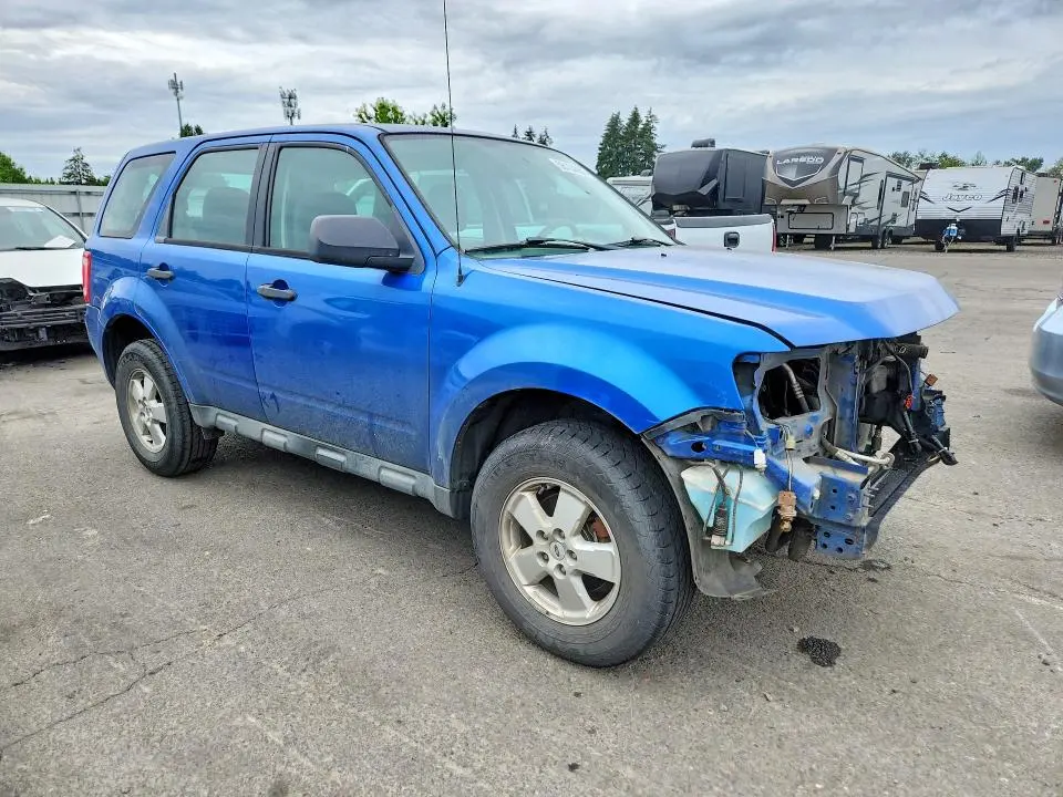 2012 FORD ESCAPE XLS  