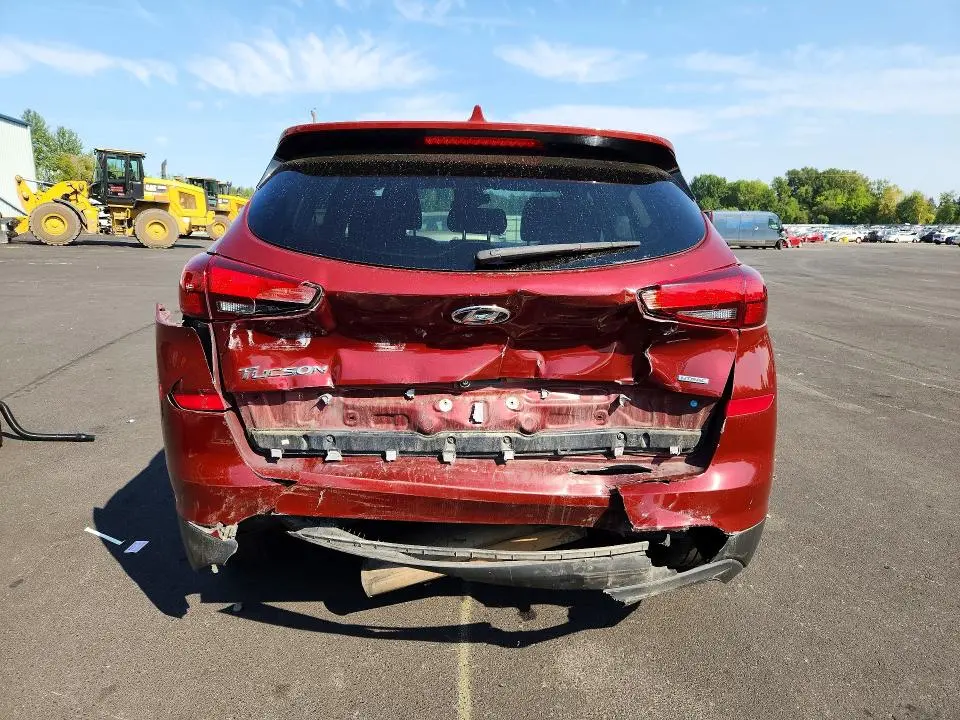 2019 HYUNDAI TUCSON SE  