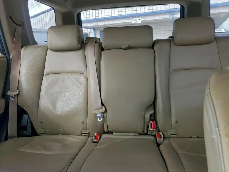 2010 TOYOTA 4RUNNER SR5  