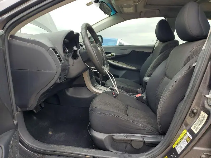2013 TOYOTA COROLLA S  