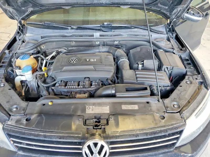 2014 VOLKSWAGEN JETTA SE  