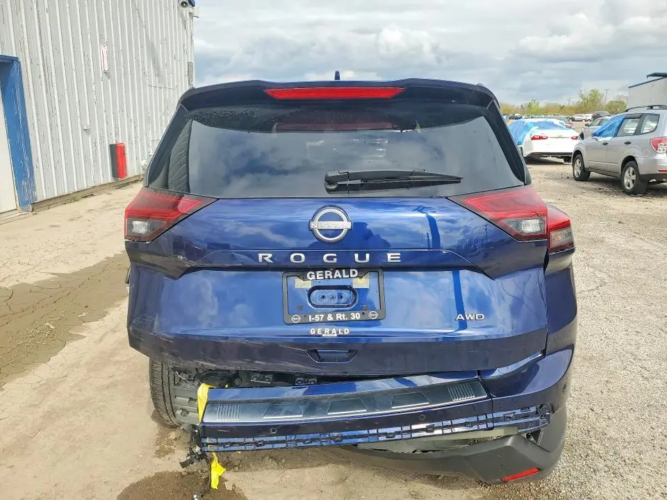 2025 NISSAN ROGUE SV  