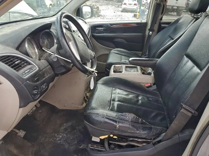 2014 CHRYSLER TOWN & COUNTRY TOURING  