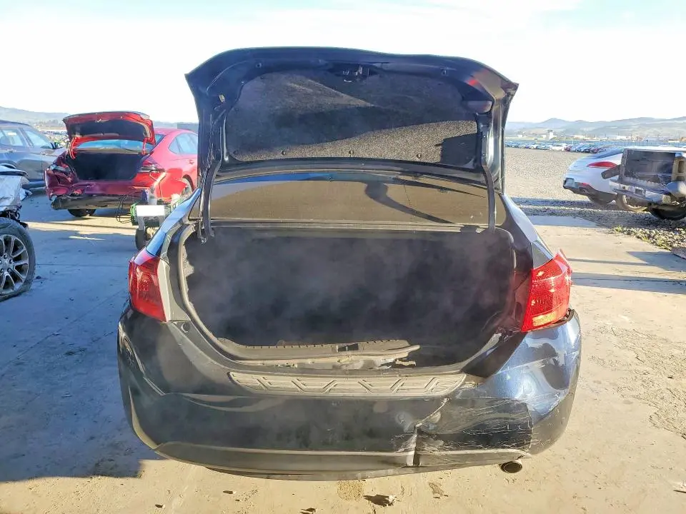 2017 TOYOTA COROLLA SE  