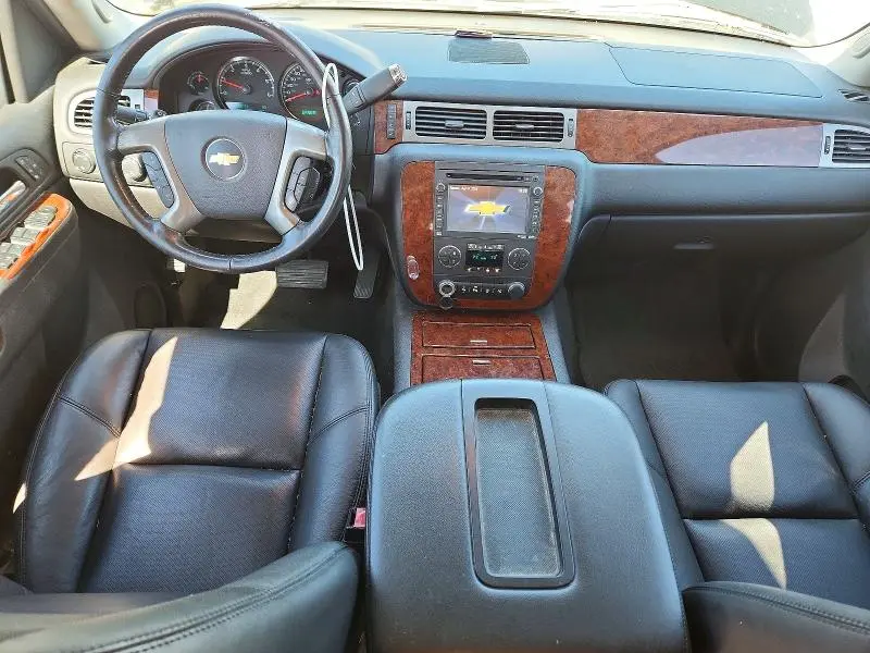 2013 CHEVROLET AVALANCHE LTZ  