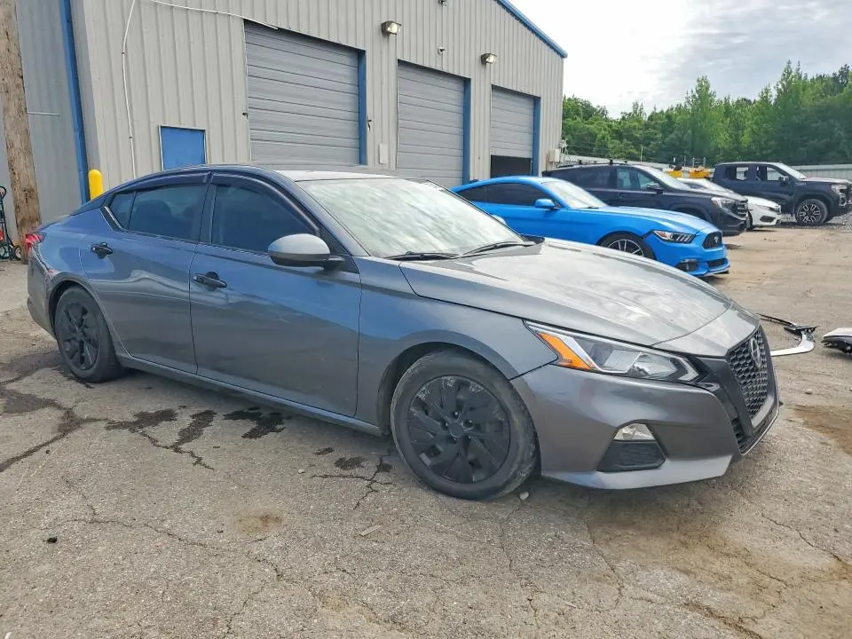 2019 NISSAN ALTIMA S  