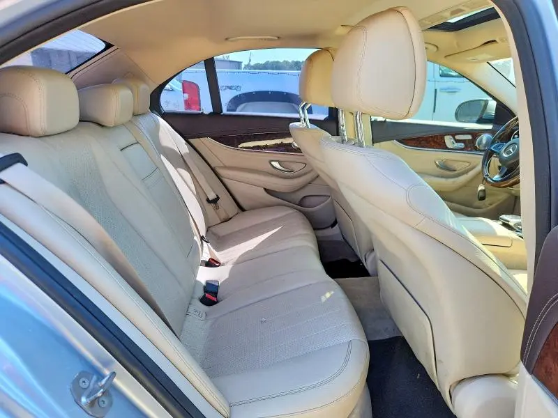 2017 MERCEDES-BENZ E 300 4MATIC  