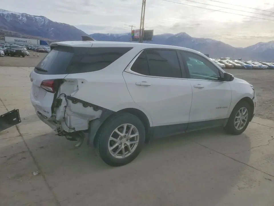 2022 CHEVROLET EQUINOX LT  