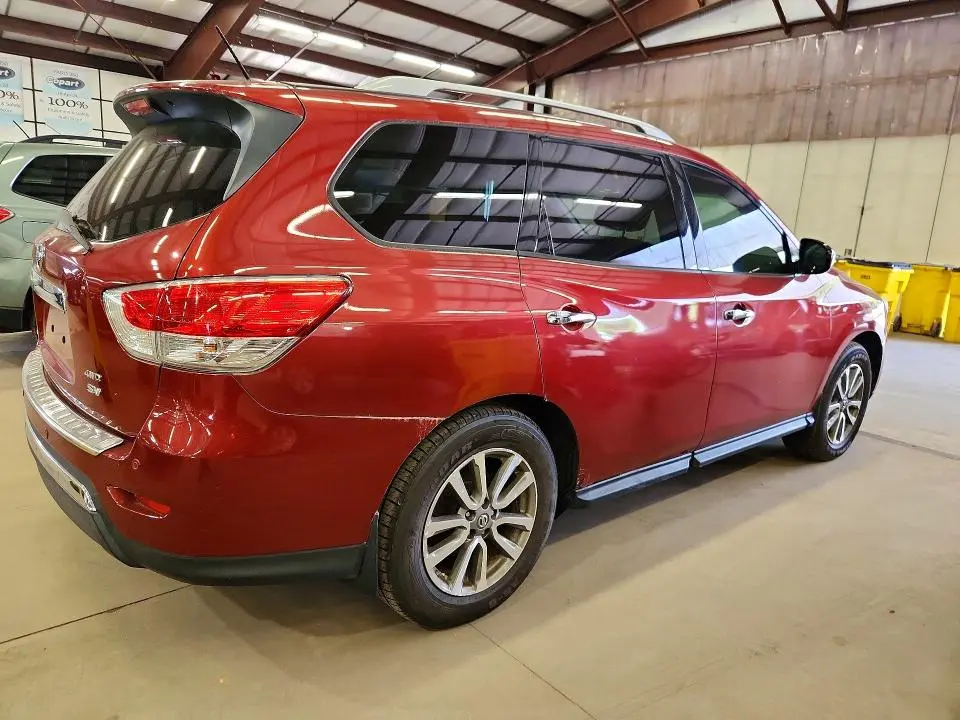 2014 NISSAN PATHFINDER SV  