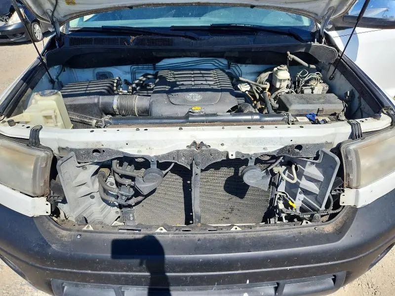 2012 TOYOTA TUNDRA CREWMAX LIMITED  