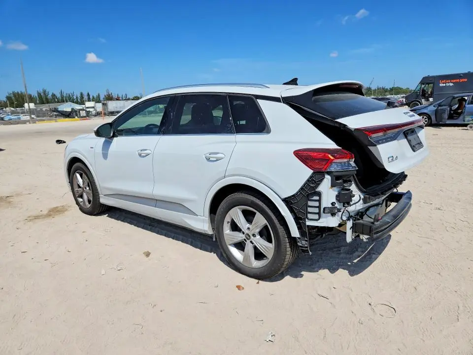 2024 AUDI Q4 E-TRON PREMIUM  