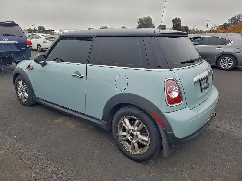 2013 MINI COOPER   