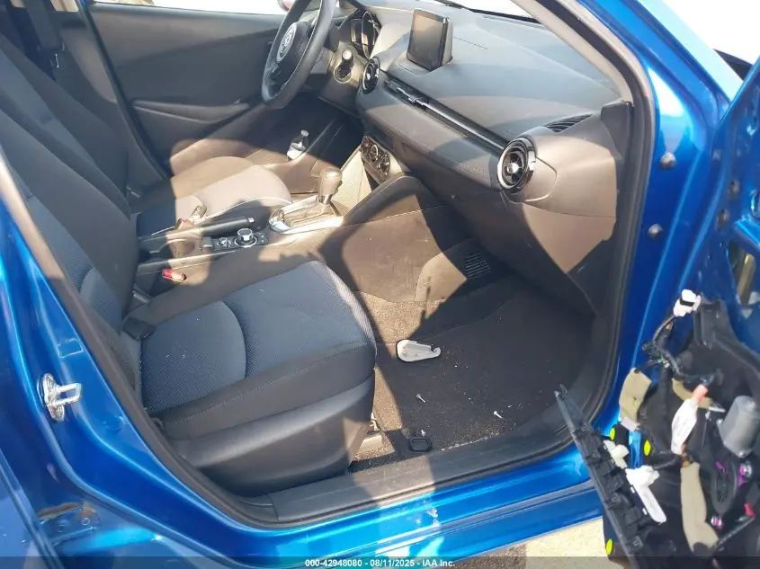 2019 TOYOTA YARIS LE