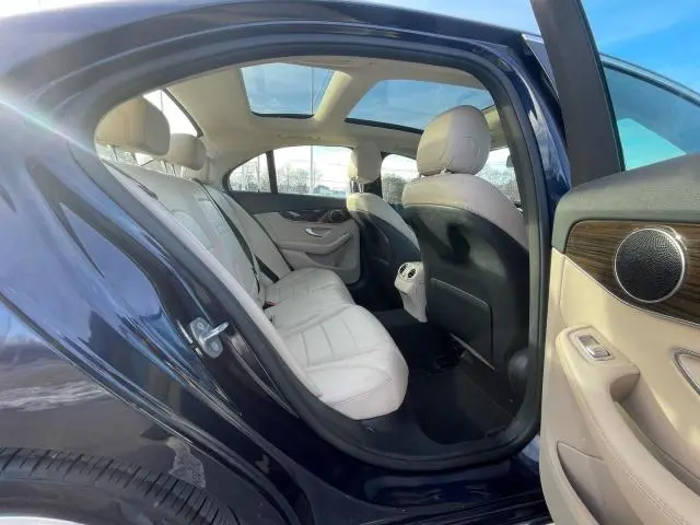 2017 MERCEDES-BENZ C 300  