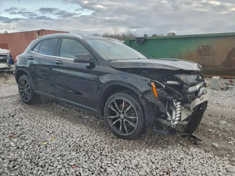 2016 MERCEDES-BENZ GLA 250  