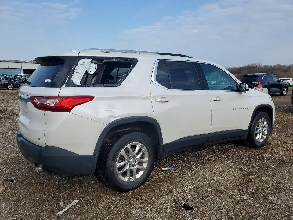 2018 CHEVROLET TRAVERSE LT  